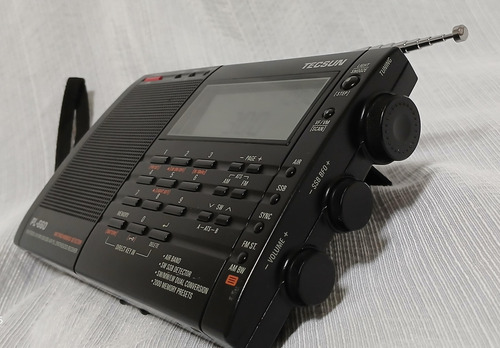 Radio Digital Tecsun Pl-660 Am Fm Sw Ssb Air Ñ Xhdata Sony Preto