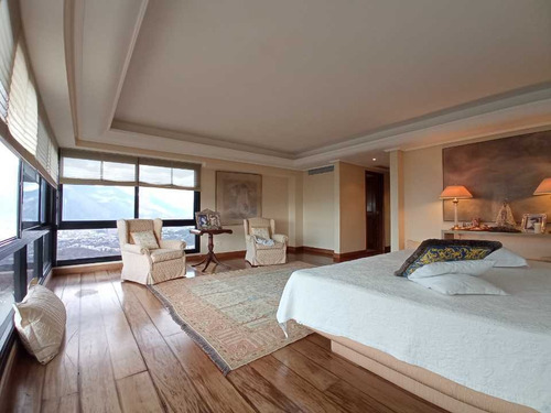Imagen 24 de 30 de Vendo Apartamento 5h/6b/5pe Lomas De San Román