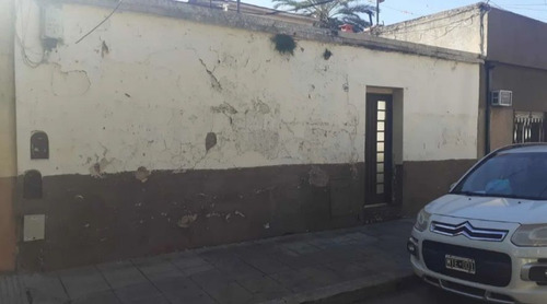 Carlos Carranza 4800 Vélez Sarsfield Casa 4amb U$140.000