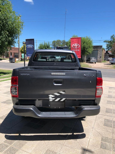 Toyota Hilux 2.5 Cd Dx Pack 120cv 4x4 - C3 2016