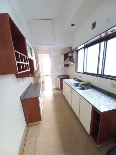 Almagro 4 Ambientes Divinos, Con Terraza Propia De 140 M2!!! Sup Cubierta 142 M2 Super Luminoso