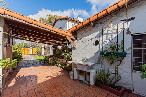 Casa En Olivos
