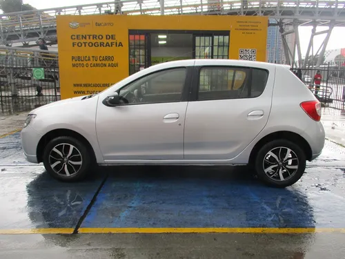 Renault Sandero 1600cc Mt Aa