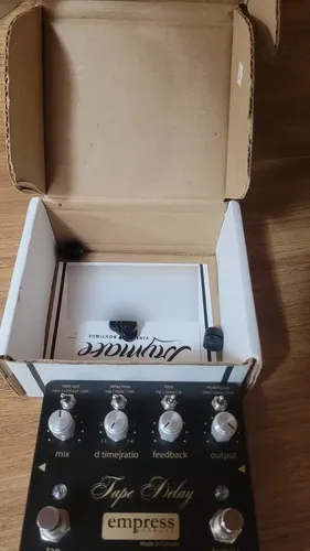 Pedal De Delay Empress Tape Delay Com Tap Tempo | Frete grátis