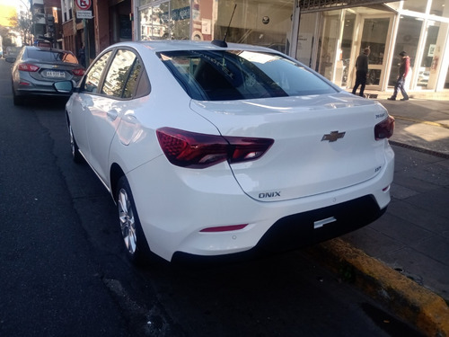 Imagen 15 de 15 de Chevrolet Onix Plus Ltz Prism Manual 2023 Automatico Gall 6