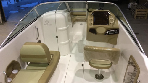 Lancha Triton 200 Open