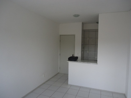 Imagem 4 de 12 de Apartamento Para Alugar Na Cidade De Fortaleza-ce - L6973