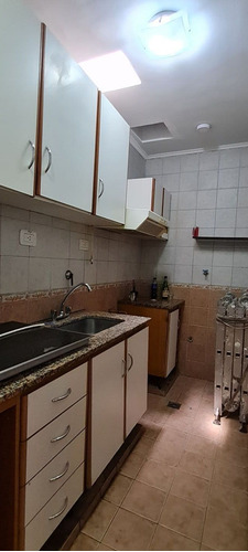 Alquiler De Departamento 3 Ambiente En Caseros, Tres De Febr
