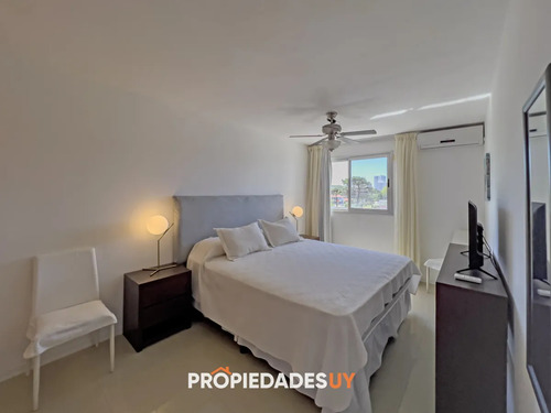 Venta Apartamento 2 Dormitorios Playa Mansa Punta Del Este