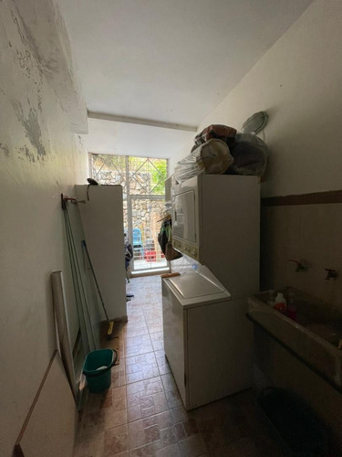 Imagen 6 de 26 de Fernando Perez Vende Bello Apartamento En La Urb El Parral Res Castellana