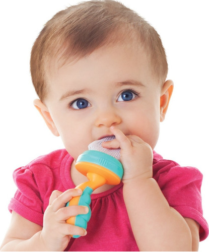Imagen 4 de 10 de Chupete Para Frutas Nuby Ayuda Al Bebe A Comer Frutas 6m+