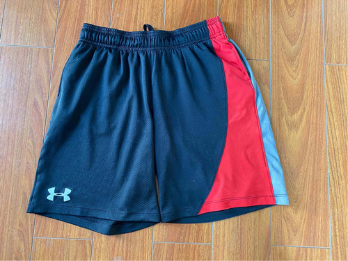 Short Under Armour Joven Talle G