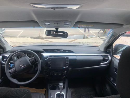 Imagen 6 de 15 de _toyota Hilux Srv 4x4 Automatica 2.8 Diesel 0 Km 2023
