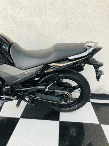 Imagem 8 de 11 de Yamaha Fazer 250 Preta 2017