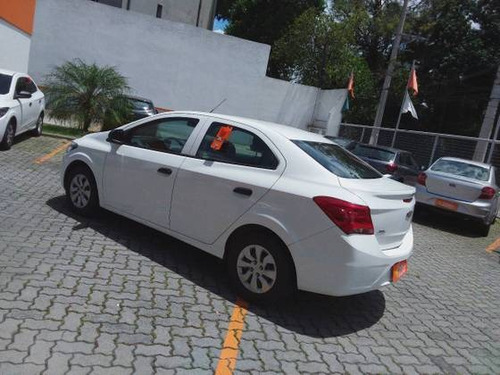 Imagem 6 de 10 de Chevrolet Onix 1.0 Mpfi Joy 8v Flex 4p Manual