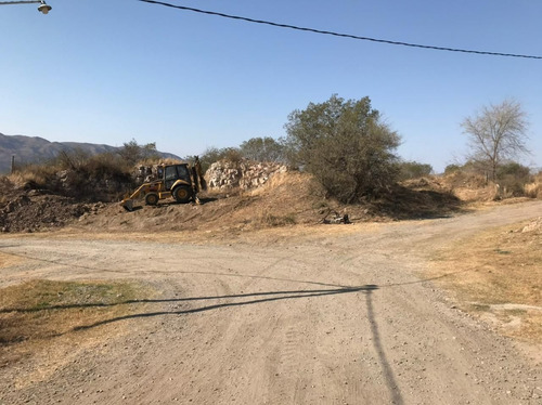 Imagen 5 de 10 de Terreno En Venta De 1096m2 Ubicado En Villa Parque Siquimán - Escritura.