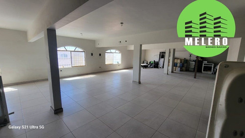 Edificio En Venta En Col. Jardines De CancĂșn