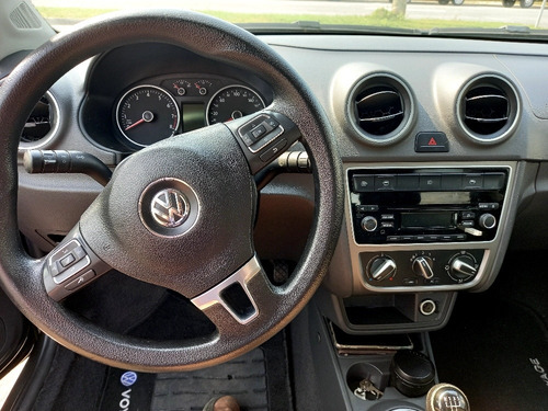 Volkswagen Voyage 2014 1.6 Vht Total Flex 4p