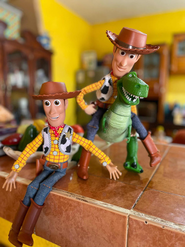 Muñecos Woody Y Rex