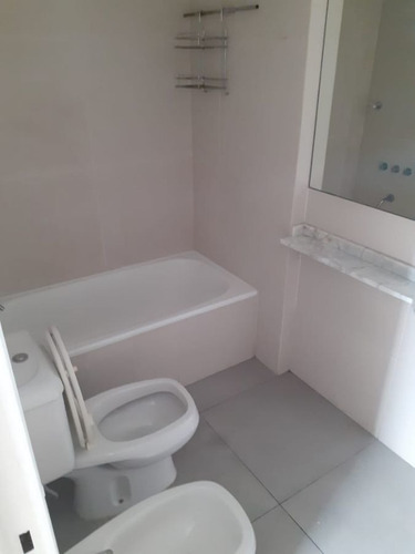 Imagen 14 de 18 de Nuevo Precio-departamento 2 Amb C/ Balcon - 3° Piso Frente -c/renta
