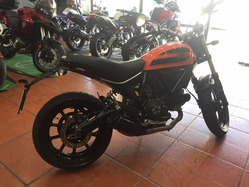 Ducati Scrambler Sixty 2