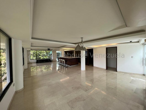 Casa En Venta En Macaracuay 25-8762 Ab