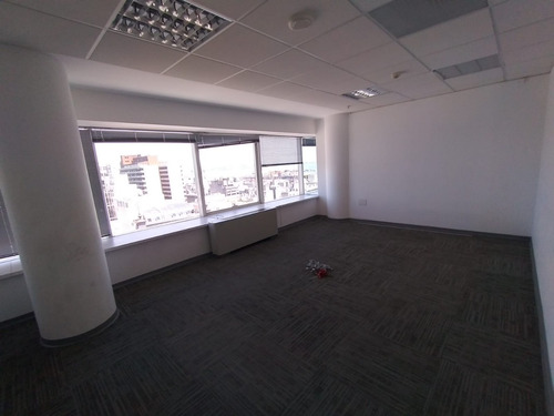 Oficina En Alquiler En Montevideo, Ciudad Vieja