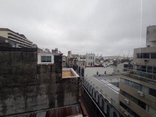 Imagen 2 de 7 de Oficina - Ciudad Vieja