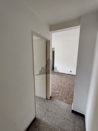Imagen 4 de 13 de Venta - Departamento - Dos Ambientes - Devoto - Capital - Oportunidad - Inversion