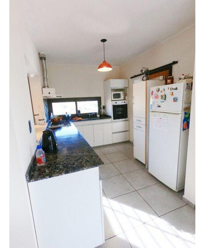 Casa En Venta 3 Dormitorios, 2 Baños, Vista. Estancia Vieja, Villa Carlos Paz.