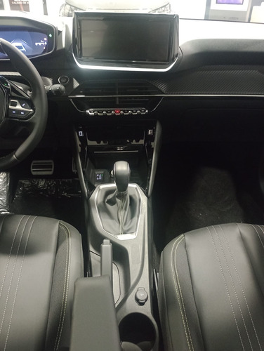 Peugeot 208 1.0T Gt