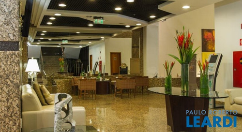 Imagem 2 de 8 de Flat - Itaim Bibi - Sp - 379862