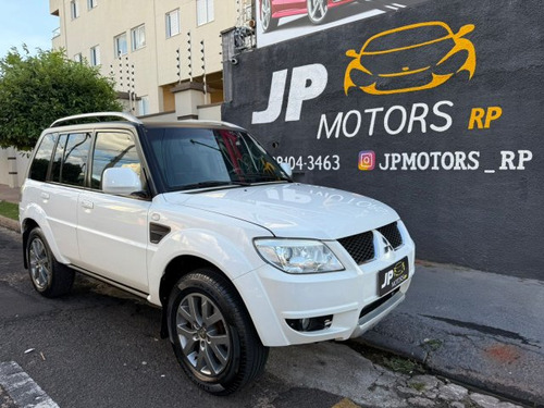 Mitsubishi Pajero TR4 Pajero TR4 2.0 4X2 16V 140CV FLEX 4P MANUAL