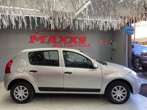 Renault Sandero 1.0 16v Expression Hi-flex 5p