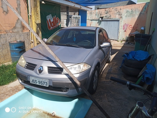 Imagem 1 de 8 de Renault Megane 2007 2.0 Dynamique Aut. 4p