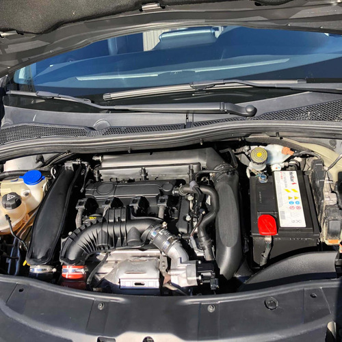 Peugeot 2008 Griffe 1.6 Unico Dueño Ficha Servicio Permuto