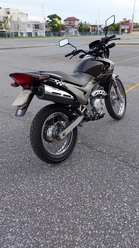 Imagen 7 de 25 de Honda Falcon 400 Nx4 (2011)