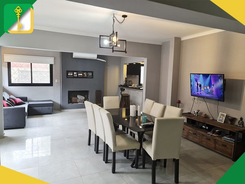 Imagen 3 de 17 de Casa En Venta En Villa Ballester
