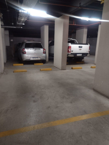 Imagen 4 de 5 de Cochera Con Baulera En Alto Alberdi U$s 12000