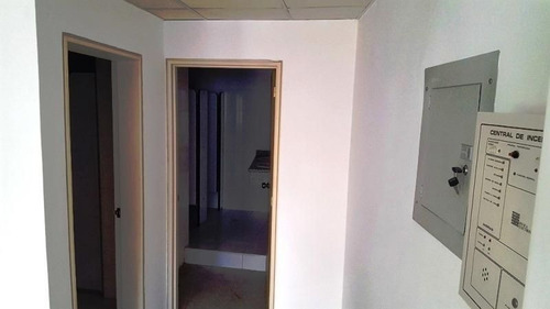 Imagen 10 de 13 de Oficina En Alquiler Chacaito 22-3057 Renta House Los Samanes