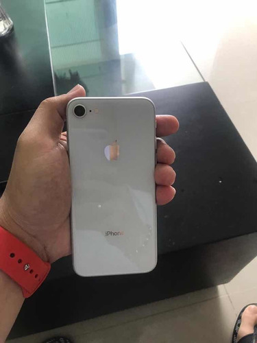 iPhone 8 64gb