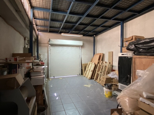 Propiedad Para Uso De Oficinas Y Bodegas Dávila Larraín