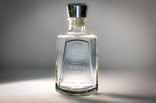 Tequila Forjado Plata 750 Ml, Con Bolsa Conmemorativa