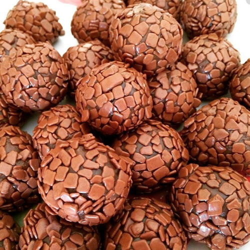 Granule Chocolate Ao Leite Granulado 400g Melken C/12