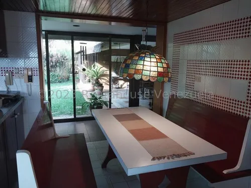 Casas En Venta Mls #24-12115