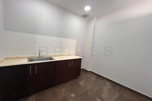 Oficina En Venta En Chico Reservado. Cod V7184