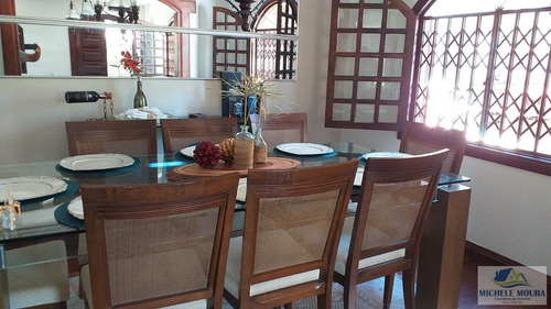 Imagem 10 de 15 de Casa 4 Dormitórios Ou + Para Venda Em Araruama, Parque Hotel, 3 Dormitórios, 1 Suíte, 2 Banheiros, 5 Vagas - 21_2-225347