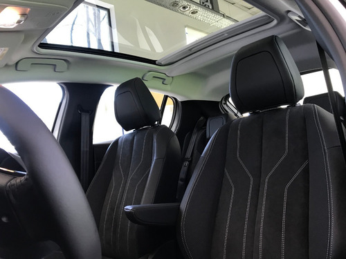 Imagen 12 de 15 de Peugeot 208 1.6 Allure