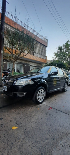 Imagen 13 de 14 de Fiat Siena 2015 Taxi