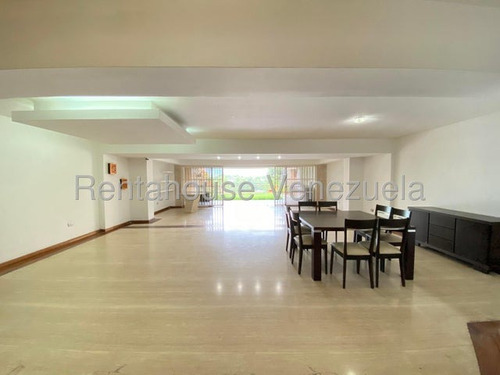 Casa Remodelada En Venta En San Luis 25-9451 Cs